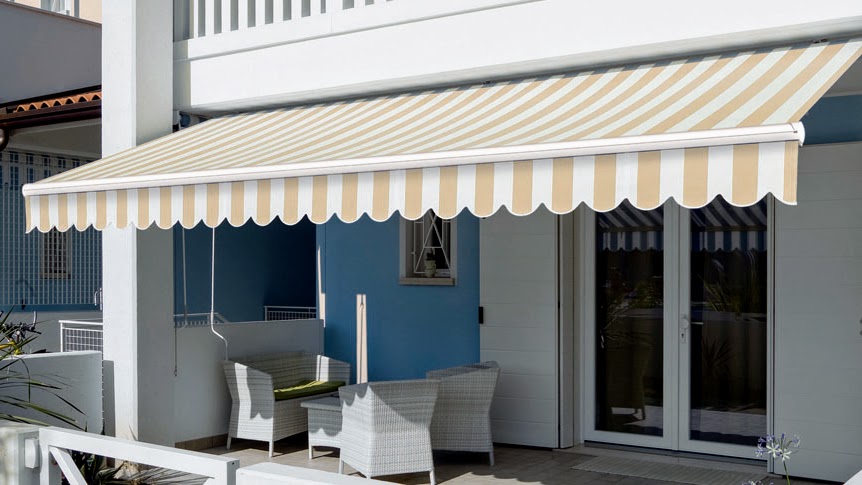Australia Folding Arm Awning Front View
